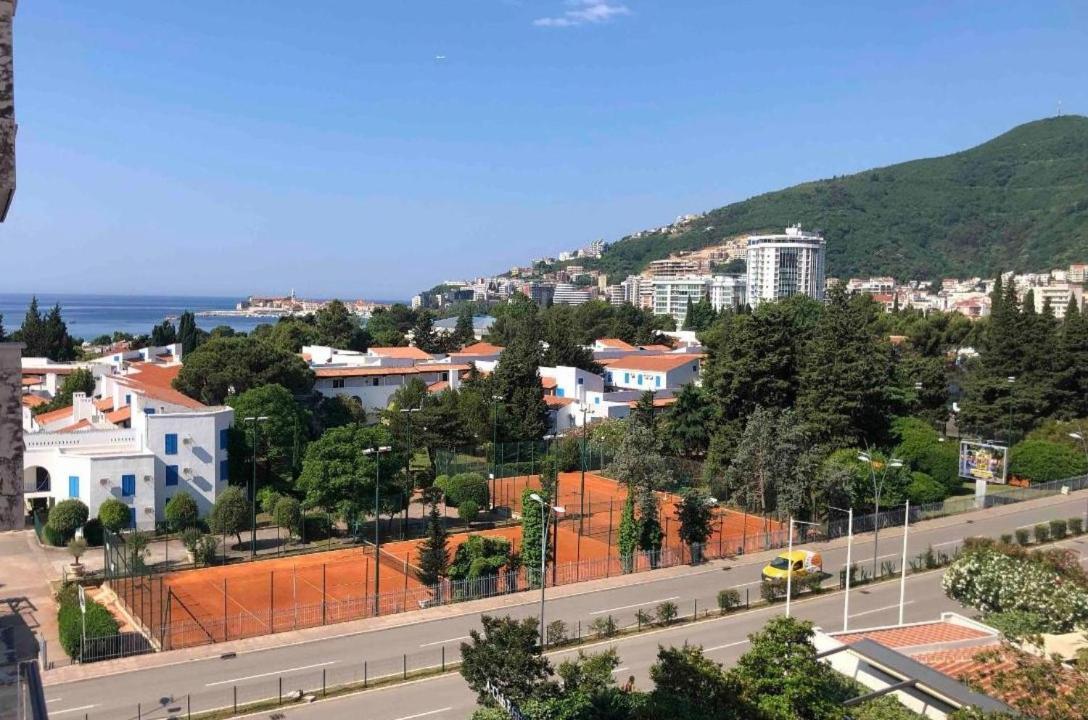Appartement Red Lux à Budva Extérieur photo